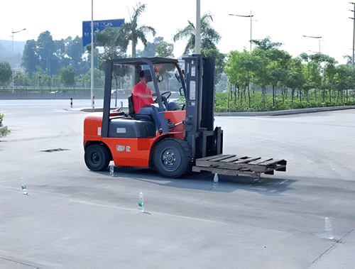 厂房电动搬运车